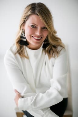 Michele Gratch Interiors headshot
