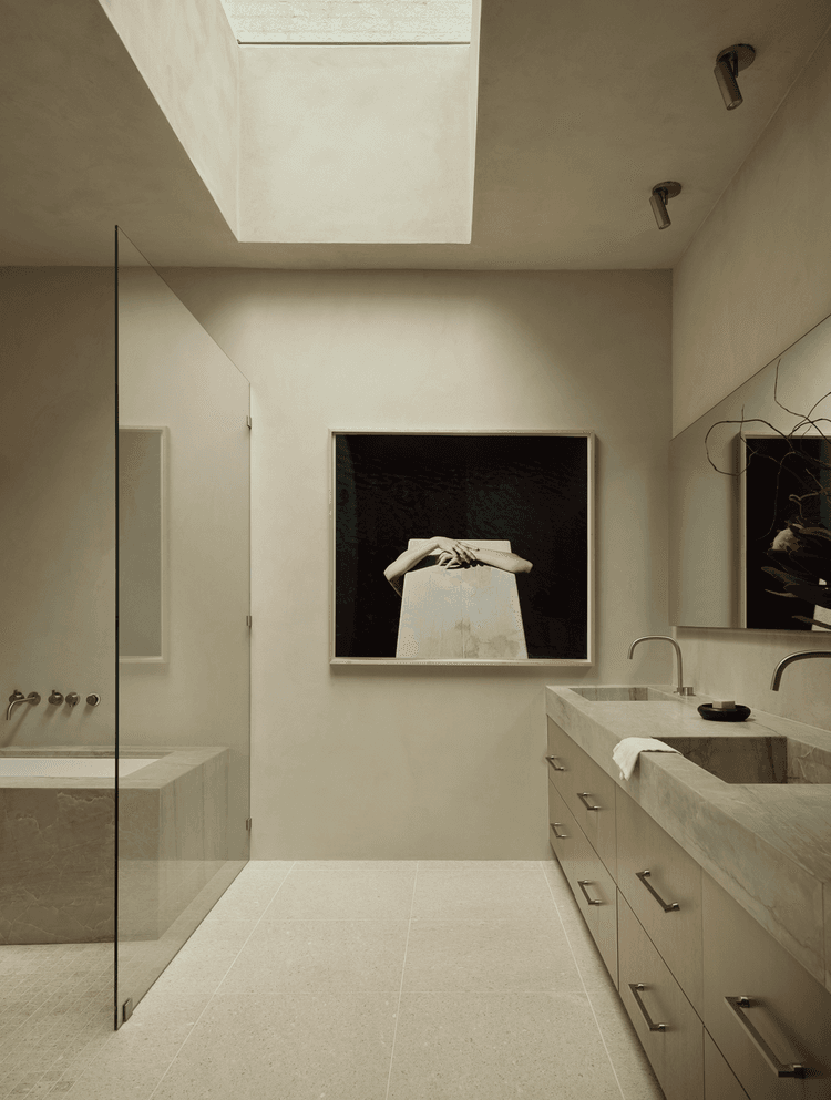image-https://tald.s3.us-west-2.amazonaws.com/vendors/Sara_Cukerbaum/uploads/1743097940862_bath1edit.png